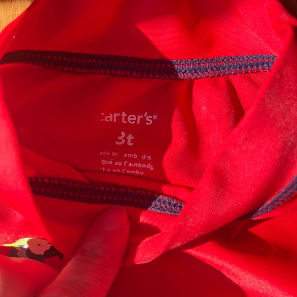 Toddler boy’s swim size 2T/3T like new! Shorts and rash guard. - Picture 2 of 4